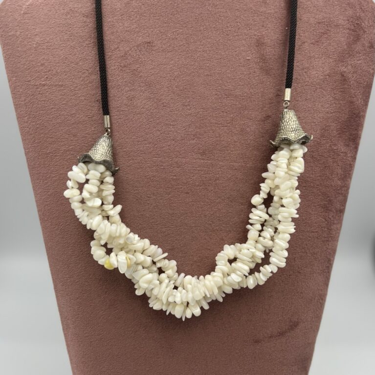 zoetwater parels - creme - ketting